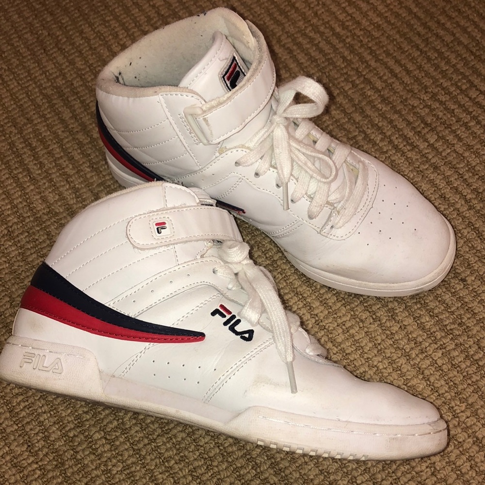 High top Fila shoes